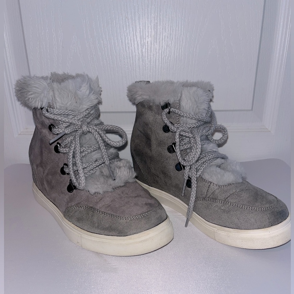 Grey suede and faux fur booties.